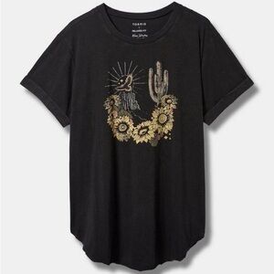 Torrid Relaxed Fit Cotton Slide Slit Tee with Desert Details | NWT | Size 1, 1x